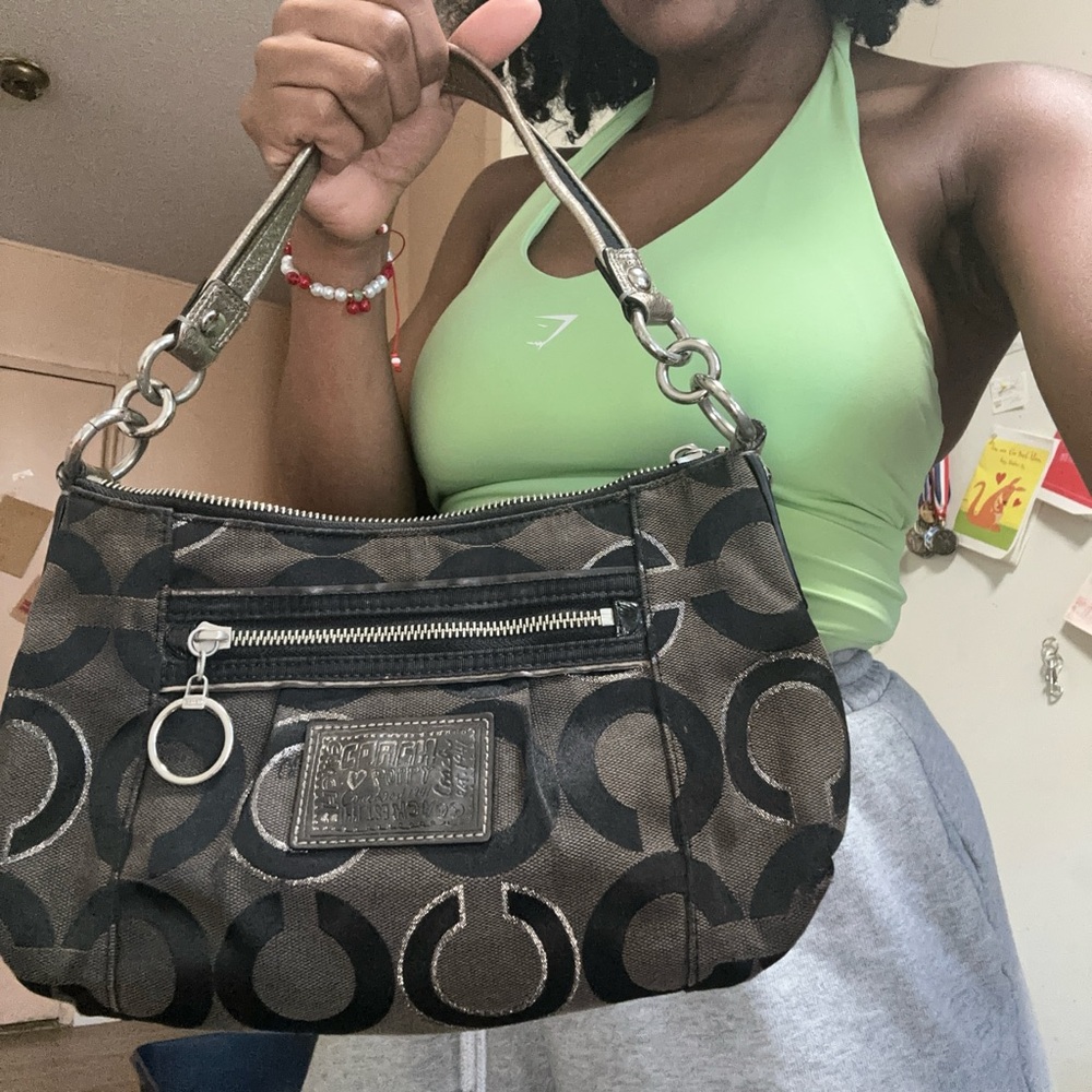Coach poppy black signature bag